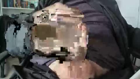 ebear609 online show from April 3, 12:50 am