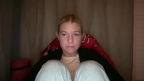 americnbarbie online show from November 29, 12:40 am