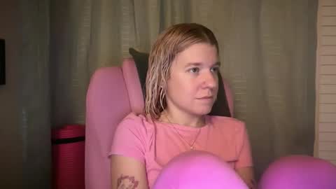 americnbarbie online show from February 27, 4:05 am