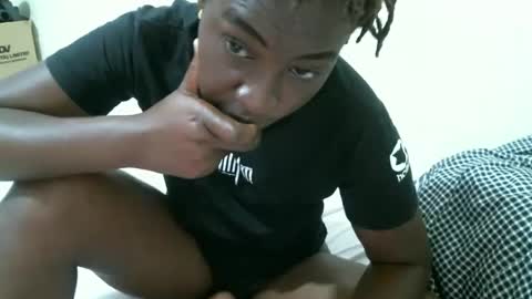 Snapshot of ebony_aleesha chatting on October 16, 5:51 am nelly online show from October 16, 5:51 am