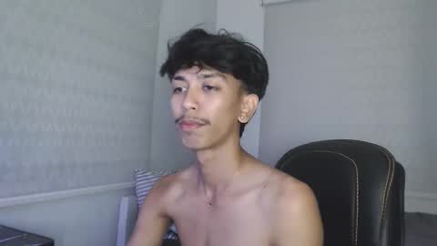 ebony_fuckboy online show from September 15, 8:49 am