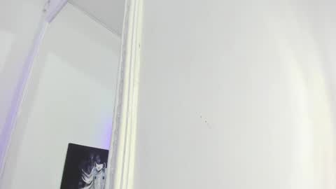 Snapshot of ebony_katterin chatting on February 13, 7:10 pm ebony_katterin online show from February 13, 7:10 pm