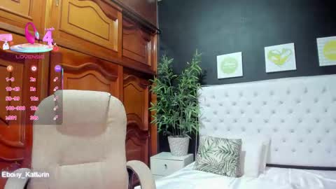 ebony_katterin online show from November 7, 11:34 am