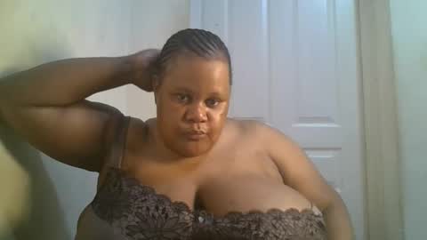 Snapshot of ebony_magixs chatting on September 21, 3:21 am ebony_magixs online show from September 21, 3:21 am
