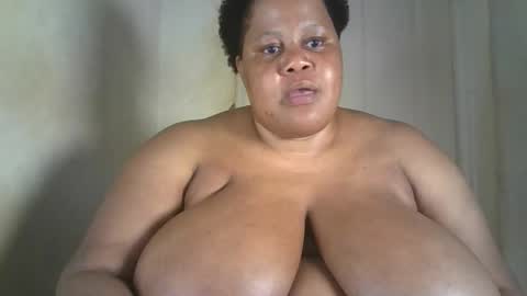Snapshot of ebony_magixs chatting on October 1, 7:13 pm ebony_magixs online show from October 1, 7:13 pm