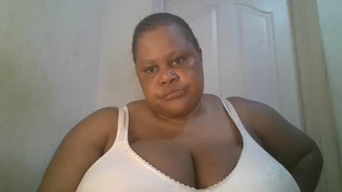 Snapshot of ebony_magixs chatting on September 26, 7:27 am ebony_magixs online show from September 26, 7:27 am
