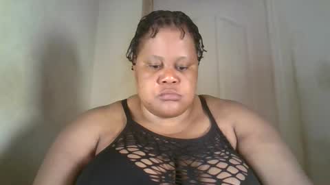 Snapshot of ebony_magixs chatting on October 3, 2:53 am ebony_magixs online show from October 3, 2:53 am