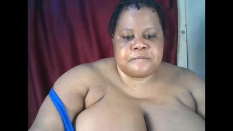 Snapshot of ebony_magixs chatting on October 18, 4:16 am ebony_magixs online show from October 18, 4:16 am