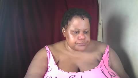 Snapshot of ebony_magixs chatting on October 19, 4:17 am ebony_magixs online show from October 19, 4:17 am