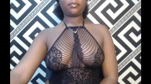 Snapshot of ebony_sexy_queen chatting on February 21, 8:18 am Racheal online show from February 21, 8:18 am
