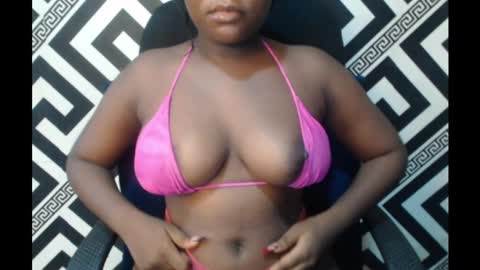 Snapshot of ebony_sexy_queen chatting on March 10, 9:34 am Racheal online show from March 10, 9:34 am