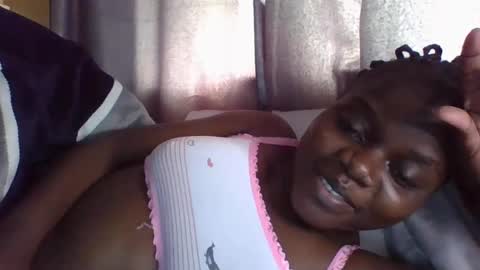 Snapshot of ebony_tasha chatting on March 12, 11:53 am tasha online show from March 12, 11:53 am