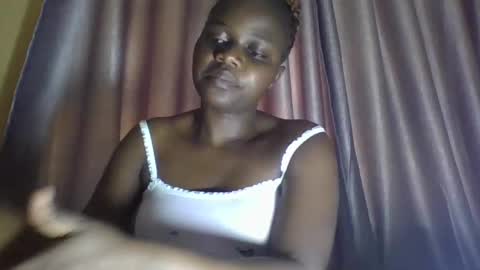 Snapshot of ebony_tasha chatting on February 26, 7:34 am tasha online show from February 26, 7:34 am