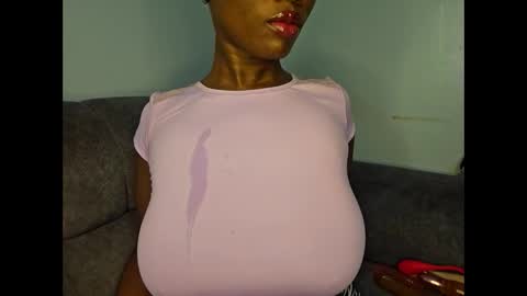 Snapshot of ebonycandymelani chatting on September 17, 10:24 pm Ebony Melanie online show from September 17, 10:24 pm