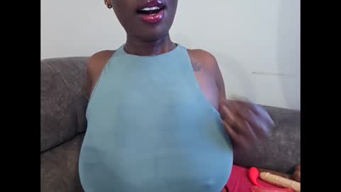 Snapshot of ebonycandymelani chatting on September 29, 11:20 am Ebony Melanie online show from September 29, 11:20 am