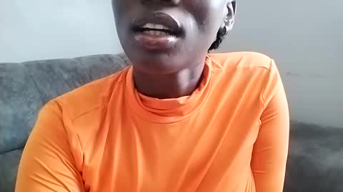 Snapshot of ebonycandymelani chatting on March 8, 12:20 pm Ebony Melanie online show from March 8, 12:20 pm