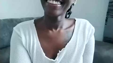 Snapshot of ebonycandymelani chatting on March 4, 1:49 pm Ebony Melanie online show from March 4, 1:49 pm