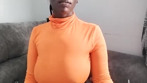 Snapshot of ebonycandymelani chatting on February 27, 6:35 am Ebony Melanie online show from February 27, 6:35 am