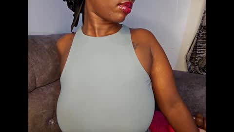 Snapshot of ebonycandymelani chatting on October 14, 9:51 pm Ebony Melanie online show from October 14, 9:51 pm