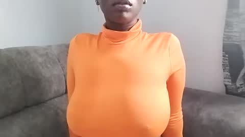 Snapshot of ebonycandymelani chatting on March 11, 5:13 am Ebony Melanie online show from March 11, 5:13 am
