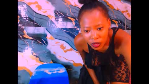 Snapshot of ebonyfirexx chatting on October 2, 6:34 am Life online show from October 2, 6:34 am
