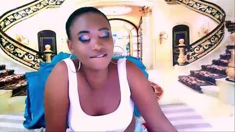 Snapshot of ebonyolive69 chatting on December 5, 12:25 am Cindy online show from December 5, 12:25 am