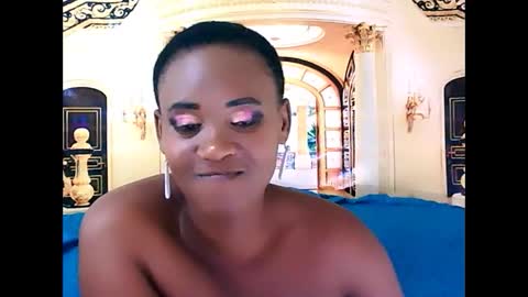 Snapshot of ebonyolive69 chatting on December 4, 2:47 am Cindy online show from December 4, 2:47 am