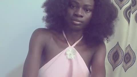 Snapshot of ebonypetiti chatting on September 29, 5:45 pm queen online show from September 29, 5:45 pm