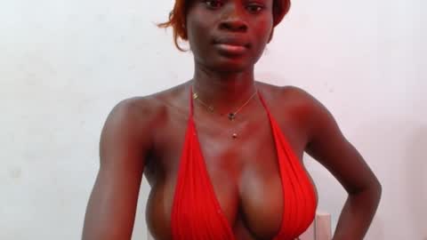 queen online show from March 6, 2:32 am