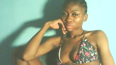 Snapshot of ebonyxxbabe chatting on October 1, 3:16 am ebonyxxbabe online show from October 1, 3:16 am
