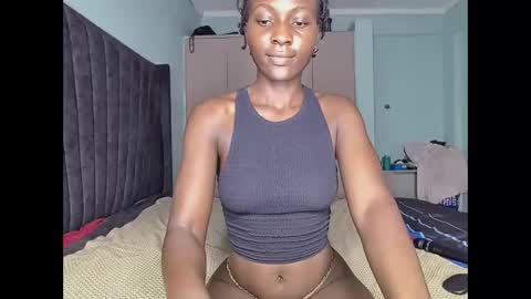 Skye online show from December 23, 5:32 pm