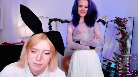 Asuna  Lana  online show from December 22, 7:59 am