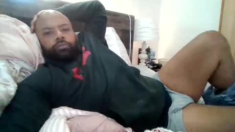 eddiejonez online show from December 13, 3:00 pm