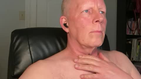 Eddy online show from December 2, 3:49 am