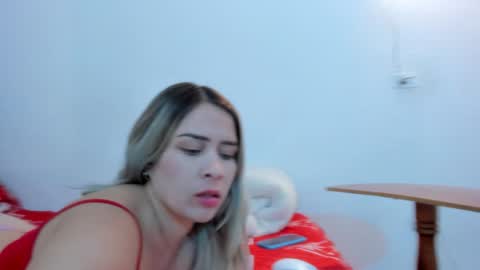 Snapshot of eden_paradise_ chatting on December 2, 9:12 pm BYANCA online show from December 2, 9:12 pm