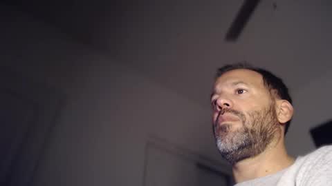 EdgeM online show from December 17, 1:01 am