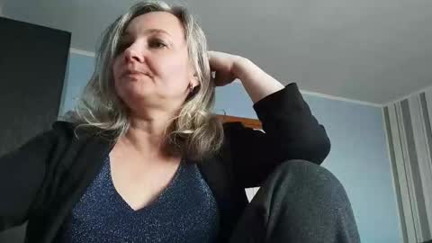 edithmanning online show from March 12, 1:37 pm