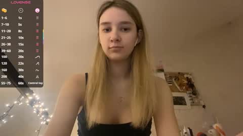 Dana online show from October 18, 7:29 pm