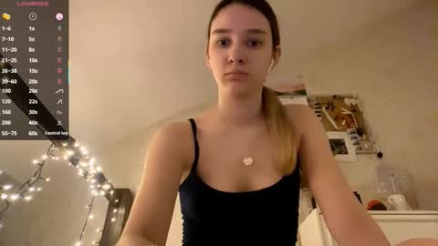 Dana online show from September 27, 7:33 pm