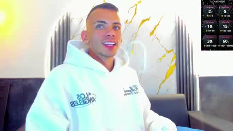 Snapshot of edward_24_ chatting on October 14, 3:42 am Edward Colleman online show from October 14, 3:42 am