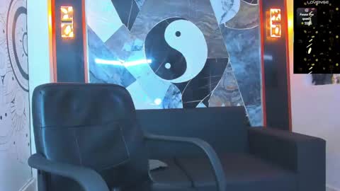 Snapshot of edward_24_ chatting on February 18, 7:32 am Edward Colleman online show from February 18, 7:32 am