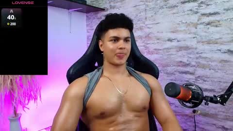 EDWARD CLARCK online show from January 27, 7:14 am