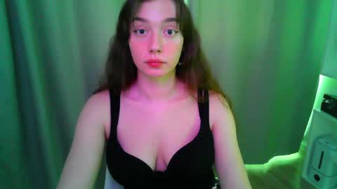 effie_balconii online show from May 3, 3:18 pm
