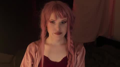 Effie Mur online show from January 19, 7:15 am