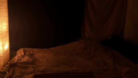 Effie Mur online show from February 5, 5:20 pm