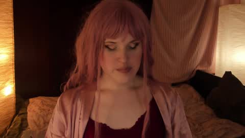 Effie Mur online show from February 26, 6:59 pm