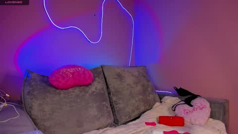 Mila online show from January 6, 9:11 pm