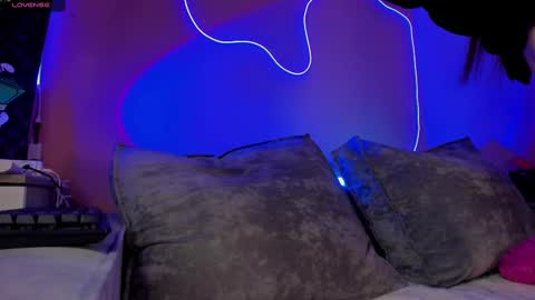 Mila online show from January 19, 5:07 pm