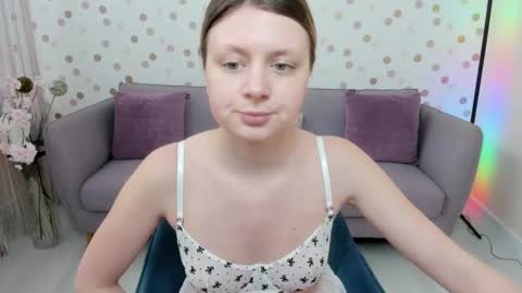 Effy online show from March 3, 9:33 am