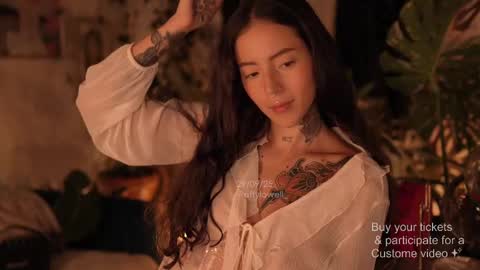 Snapshot of effylowell_ chatting on September 30, 12:43 am Effy online show from September 30, 12:43 am